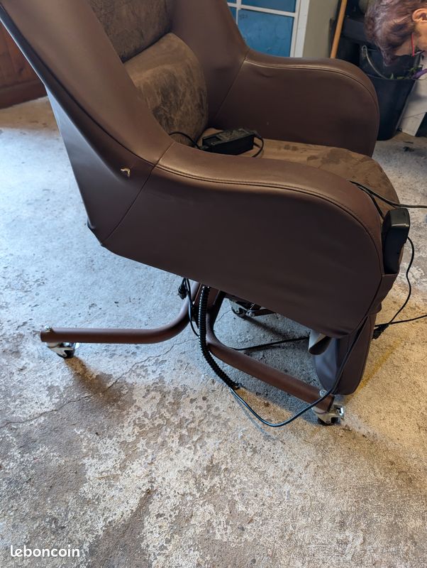 Fauteuil électrique (image 2)