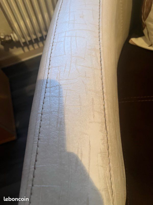 Fauteuil avec coussin (image 3)