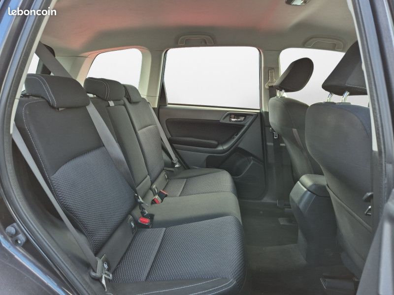 Subaru FORESTER 2.0D 147 PREMIUM (image 14)