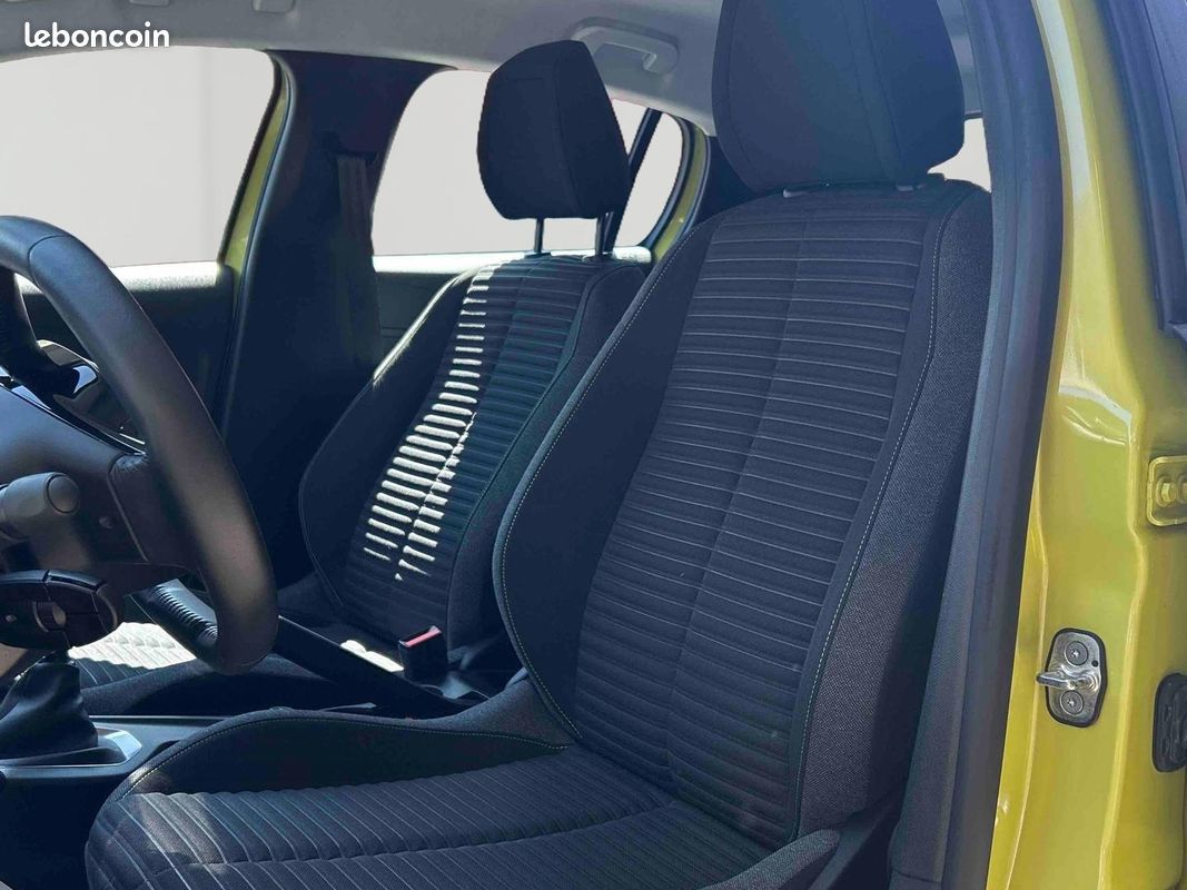 Peugeot 208 1.2 PureTech 100ch S&S Active (image 11)