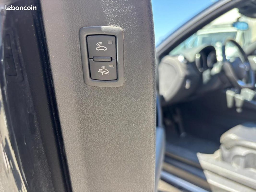 AUDI TT Roadster 2.0 TFSI - 200CV - ENTRETIEN SUIVI - CARPLAY (image 29)