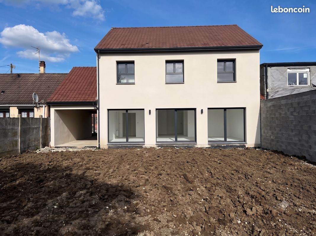 Maison 4 pièces 140 m² · à Roost-Warendin · 140 m² · 289 000 €