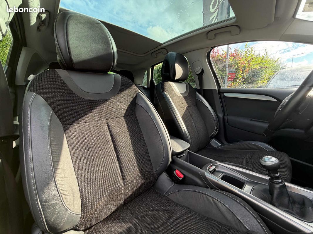 Citroen c4 2.0 hdi 150 exclusive 2013 (image 20)