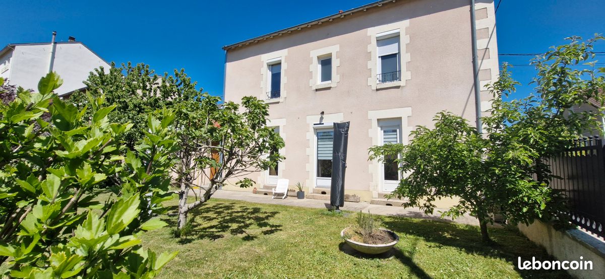 Maison 9 pièces 207 m² · à Limoges · 207 m² · 295 000 €