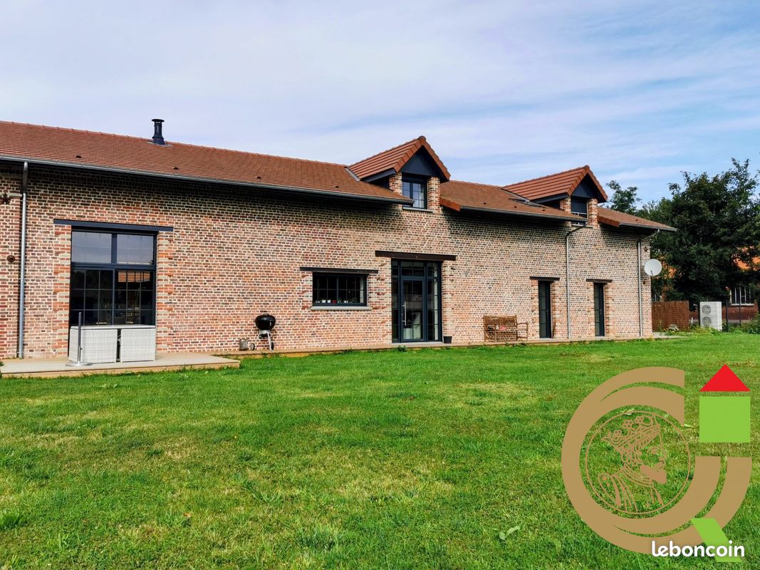 Maison 9 pièces 295 m² · à Boubers-sur-Canche · 295 m² · 630 000 €