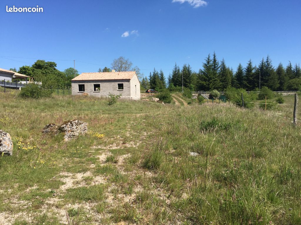Terrain 2 354 m² Le Caylar · 86 000 €
