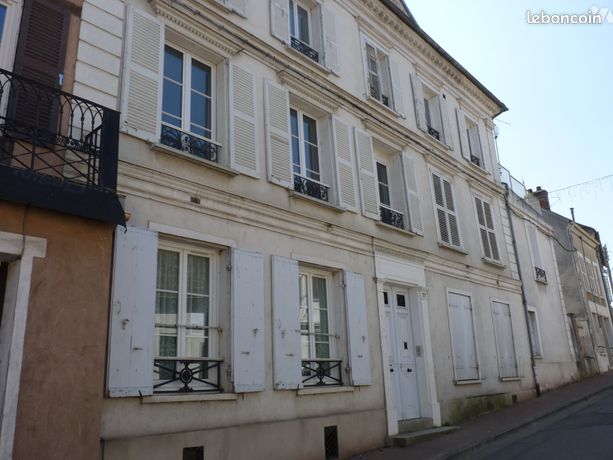 Studio 1 pièce 40 m²