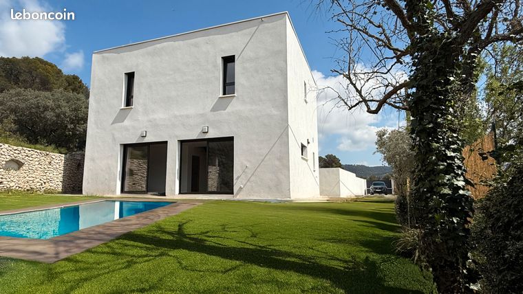 Villa 6 pièces 148 m²