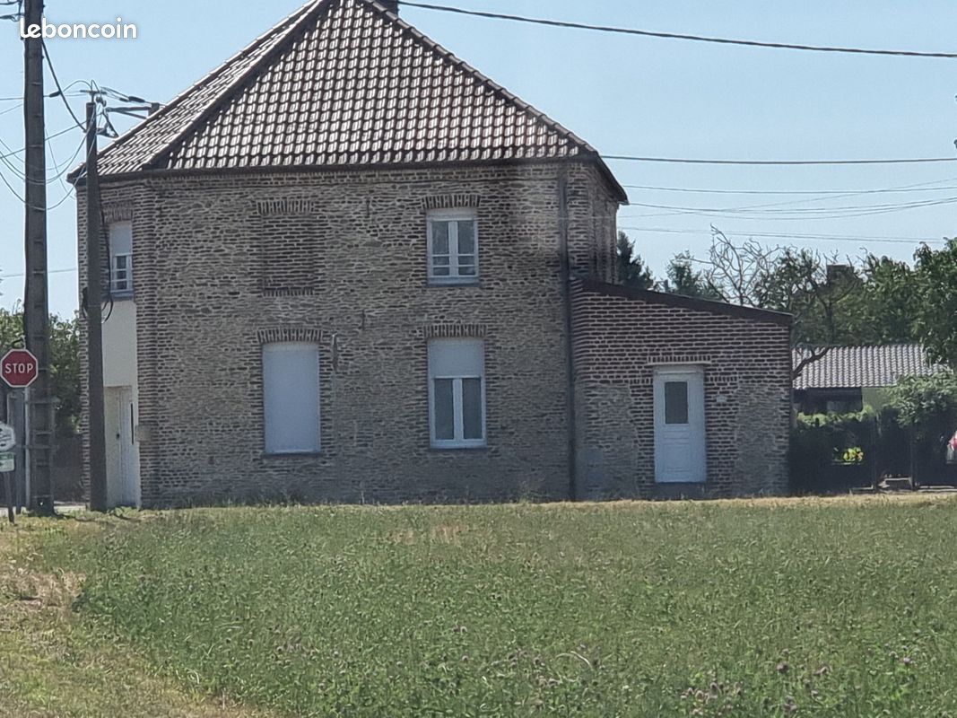 Immeuble 8 pièces 200 m² · à Hergnies · 200 m² · 270 000 €