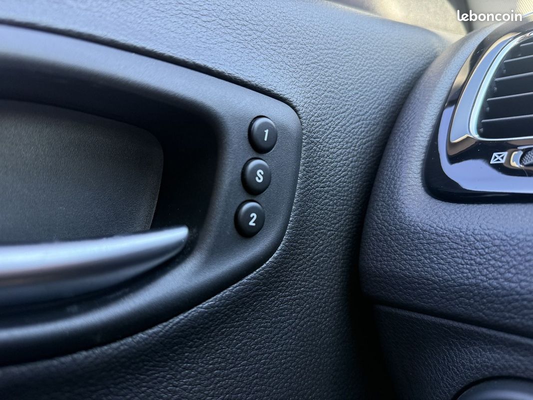 Jeep COMPASS 1.4 MULTIAIR II 170CH LIMITED 4X4 BVA9 EURO6D-T (image 25)