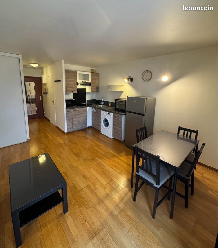 Appartement 1 pièce 27 m² · à Neuilly-sur-Marne · 27 m² · 850 €/mois
