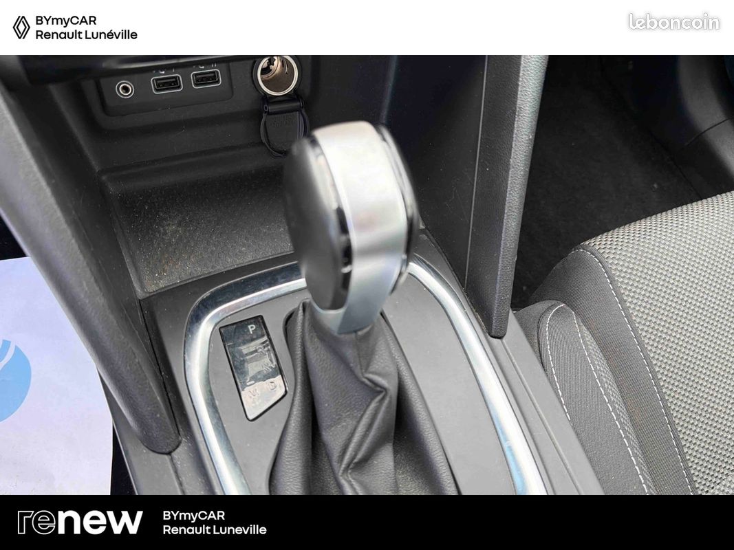 RENAULT Megane IV Berline Blue dCi 115 EDC Evolution (image 22)