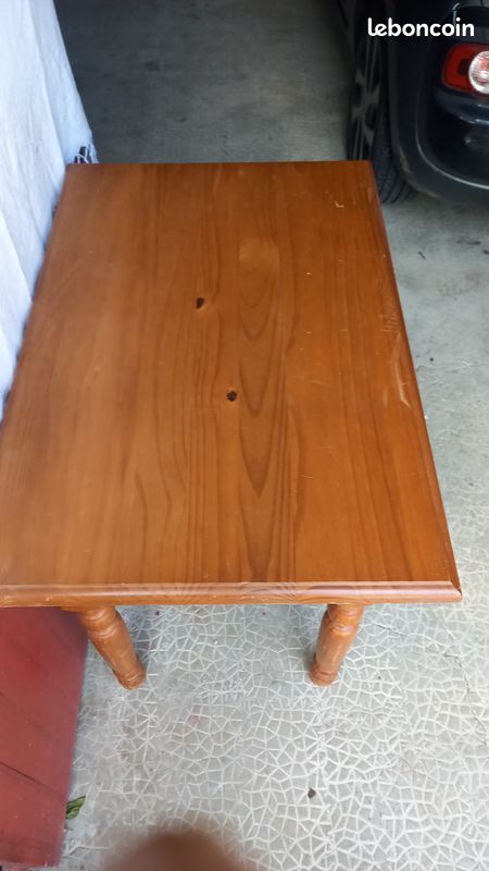 Table en pin (image 3)