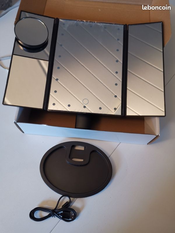 Miroir à led (maquillage) (image 2)