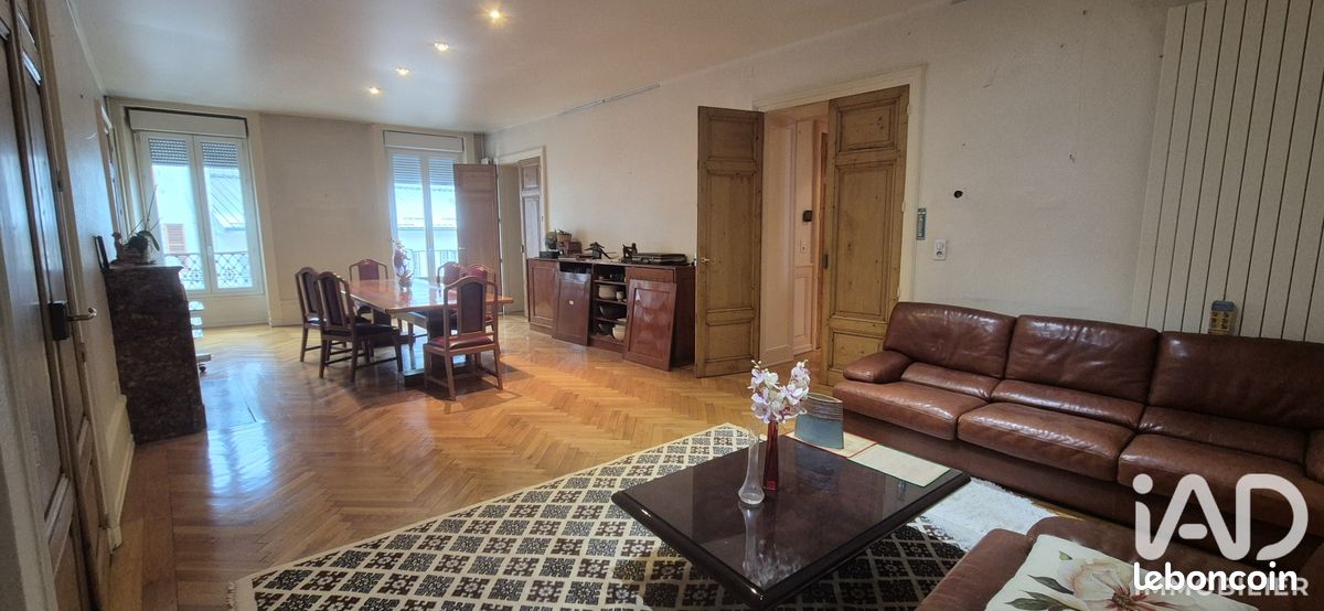 Appartement 6 pièces 200 m² · à Hauts de Bienne · 200 m² · 236 000 €
