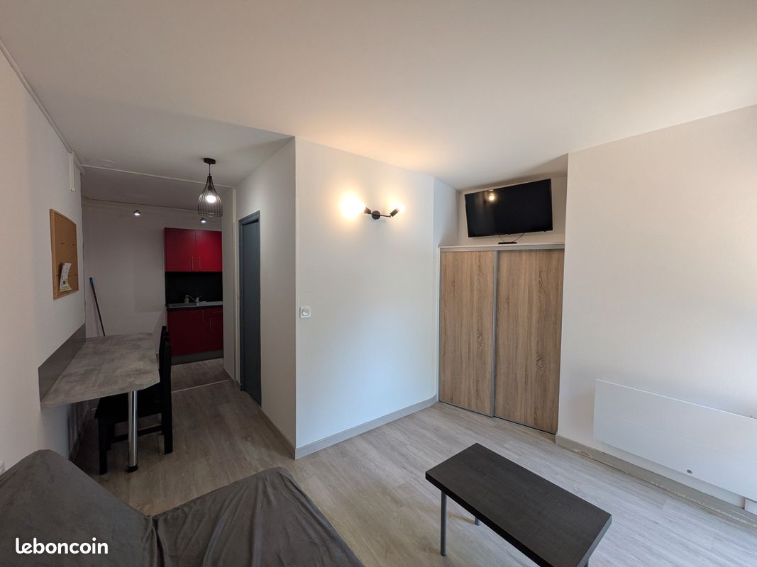 Appartement 1 pièce 22 m² · à Sainte-Savine · 22 m² · 455 €