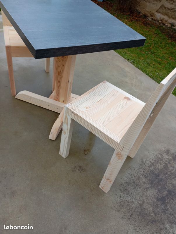 Table + chaises de jardin ou balcon (image 2)