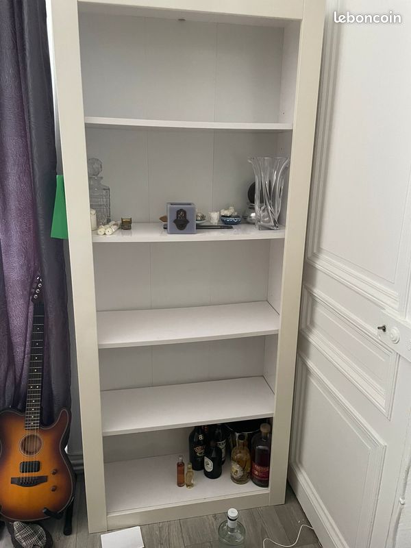 Vends bibliothèque blanche laquée en très bon état (image 2)