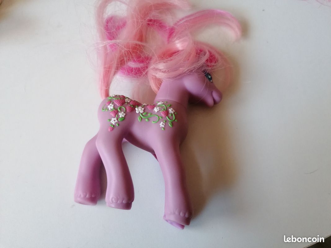 LOT DE FIGURINES Petit Poney My Little Pony EUR 10,00 - FR