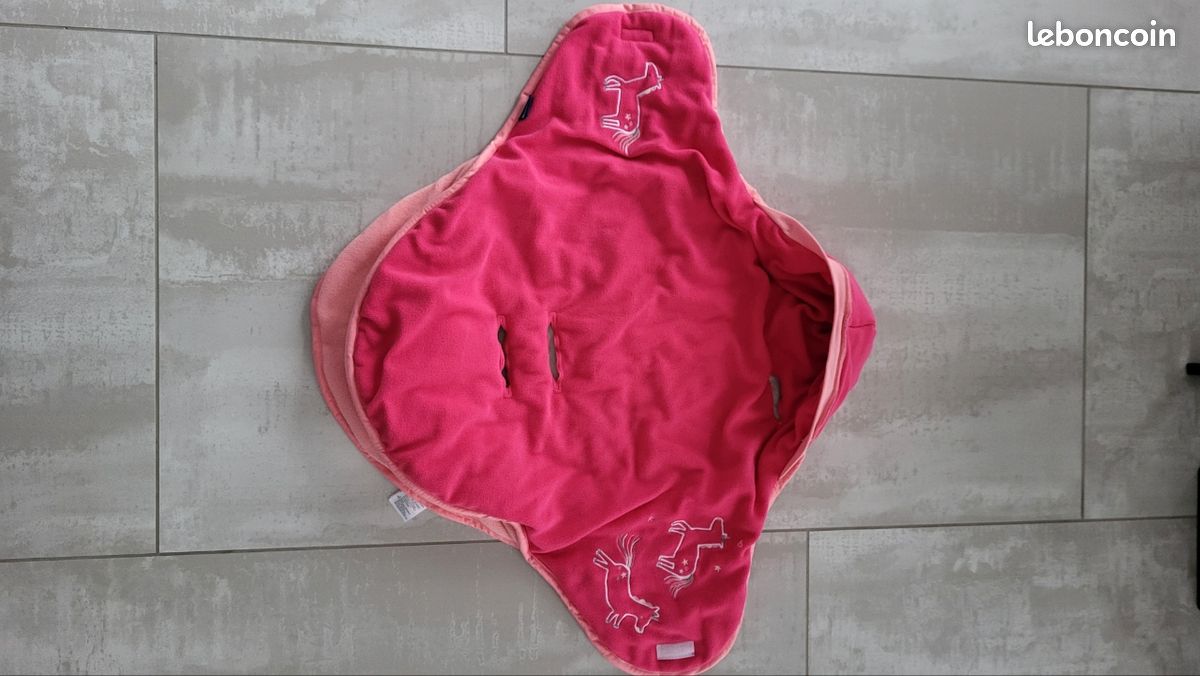 Couverture Cosy (image 1)