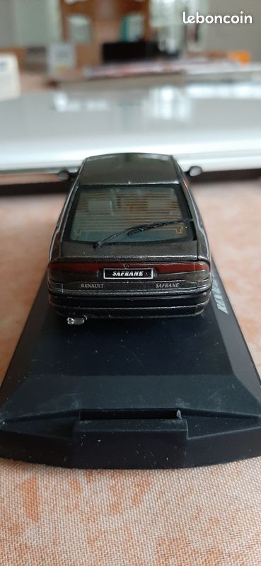 Miniature CIJ SB 1/43 - Renault Savane Noire - Sans Boîte - Bon État