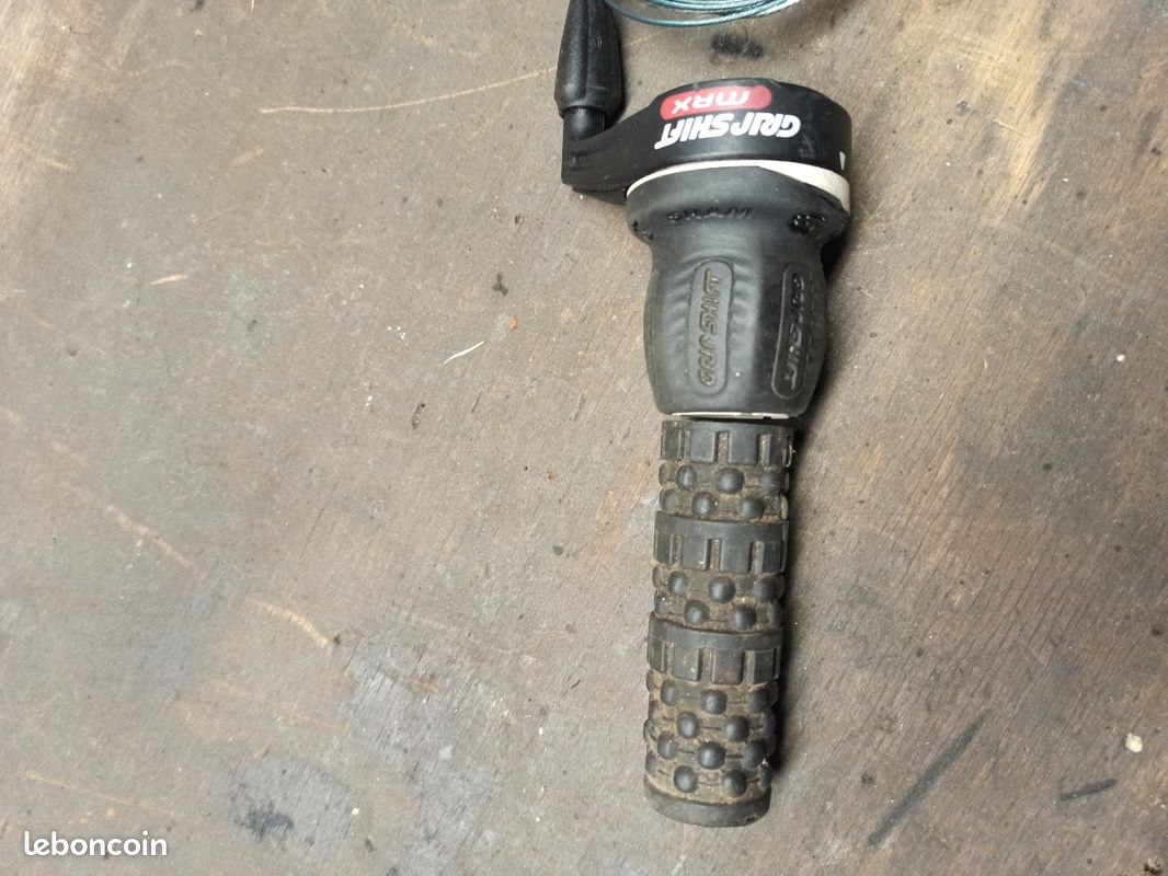 Grip Shift SRT 300 VTT – 3x7 Vitesses – Années 1990 – Avec Poignées