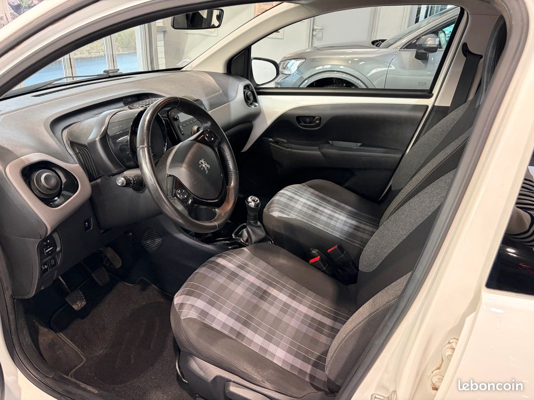 Peugeot 108 VTi 72 Style S&S 85g 5p (image 5)