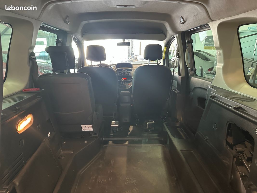 RENAULT KANGOO EXPRESS BLUE DCI 95 tpmr rampe - pour fauteuil roulant - 11/2020 - doubles porte lateral (image 9)