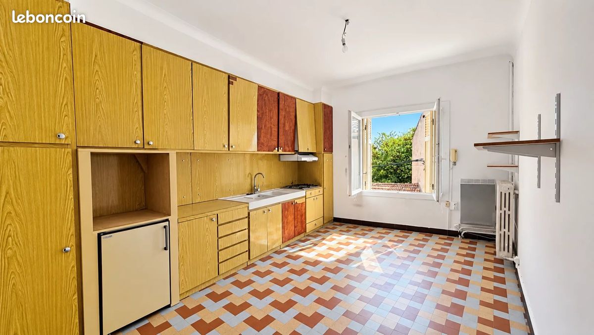 Appartement 5 pièces 110 m² · à Pourrières · 110 m² · 230 000 €