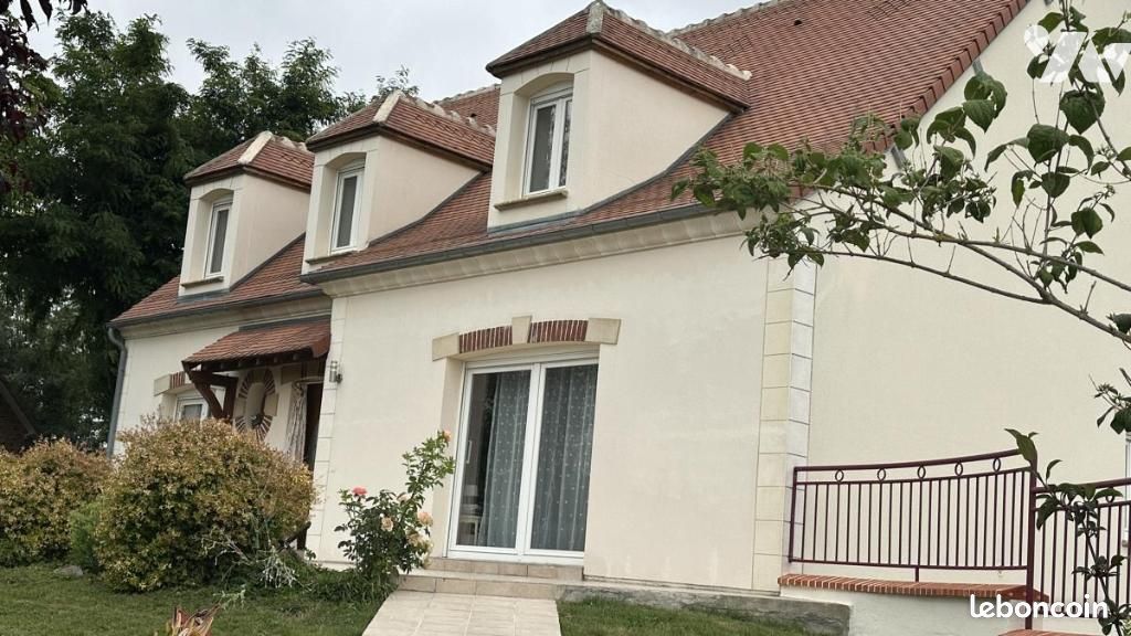 Maison 8 pièces 185 m² · à Eppeville · 185 m² · 318 000 €