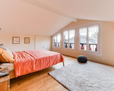 Maison 1 146 000 € - 221 m²