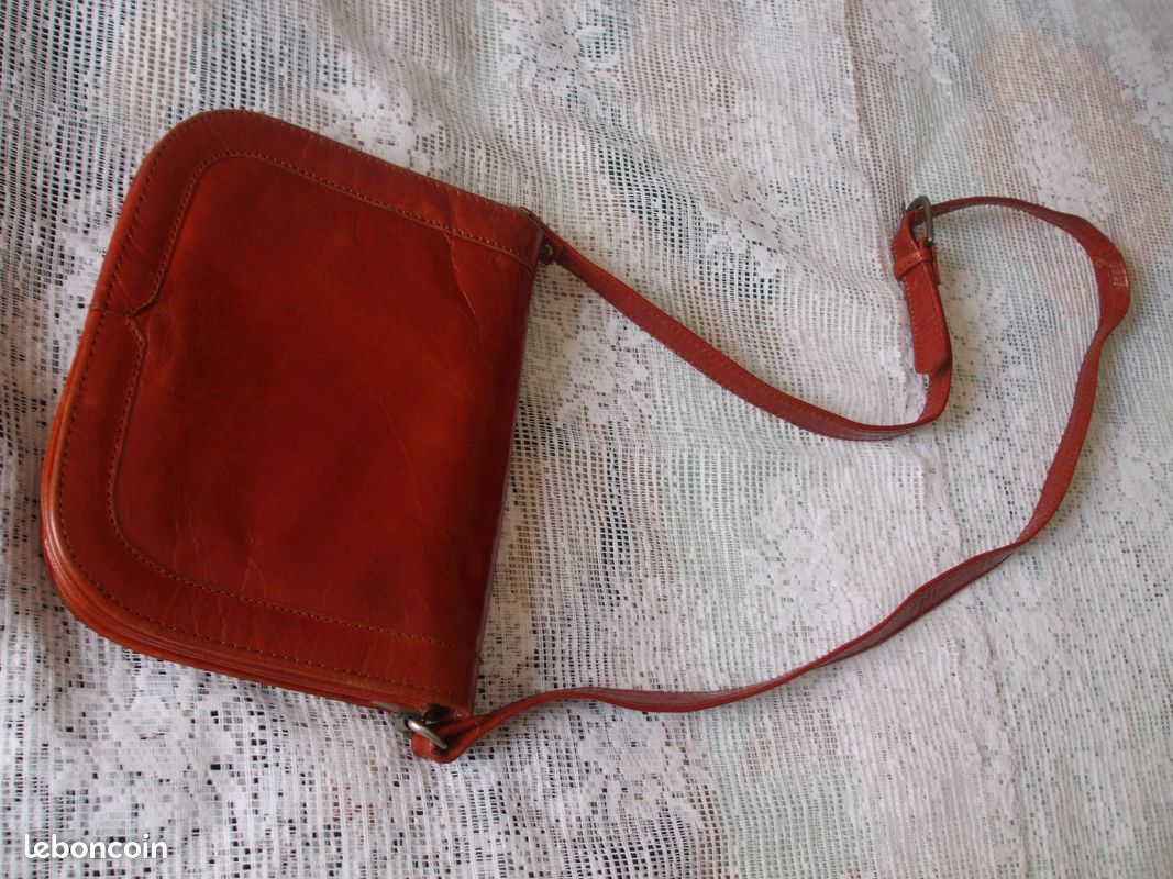 Sac bandoulière femme en cuir /camel (image 1)