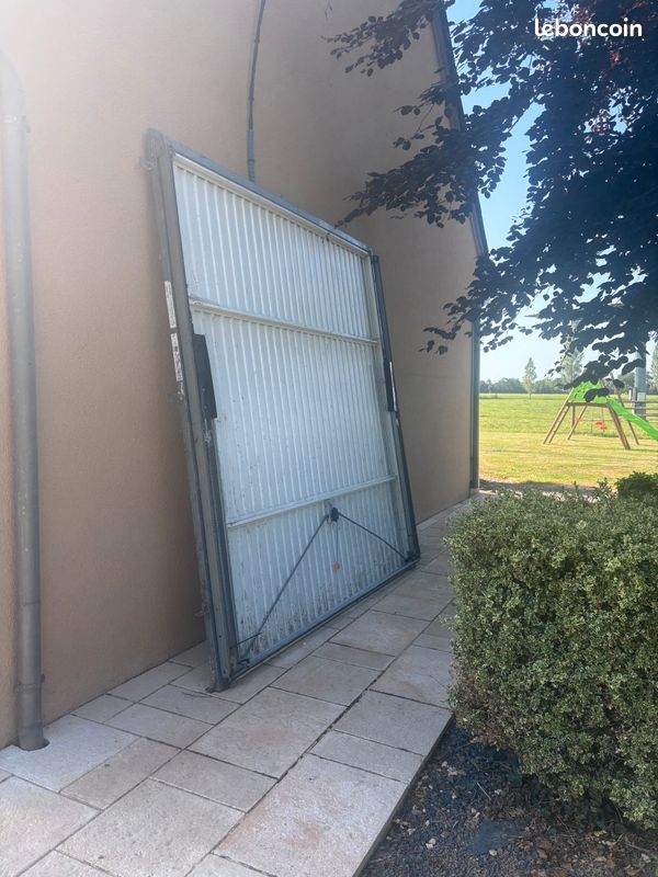 Porte garage (image 1)