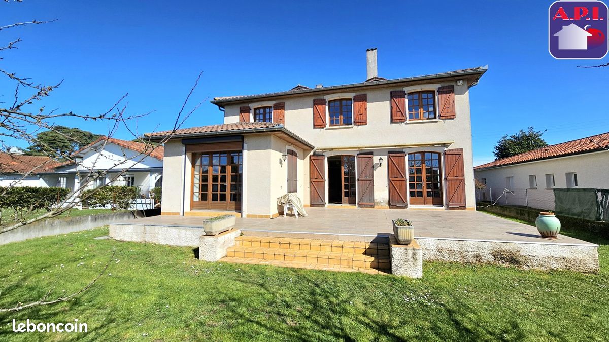Maison 8 pièces 200 m² · à Saint-Gaudens · 200 m² · 365 000 €
