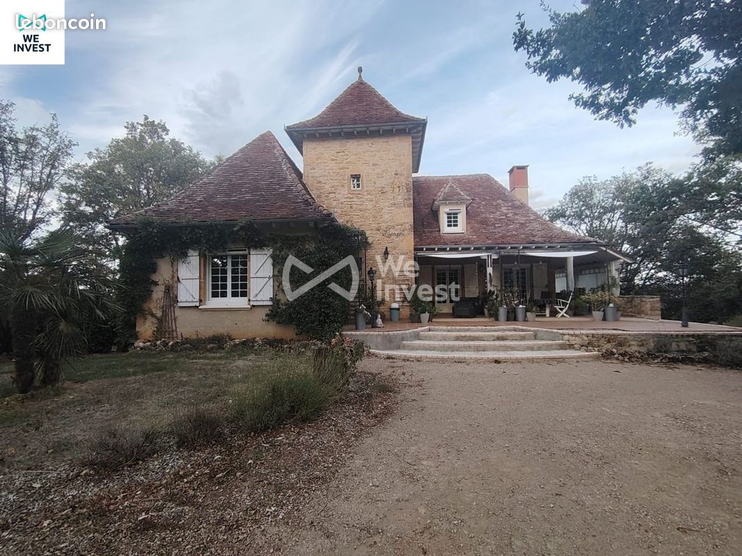 Maison 8 pièces 243 m² · à Naussac · 243 m² · 407 000 €