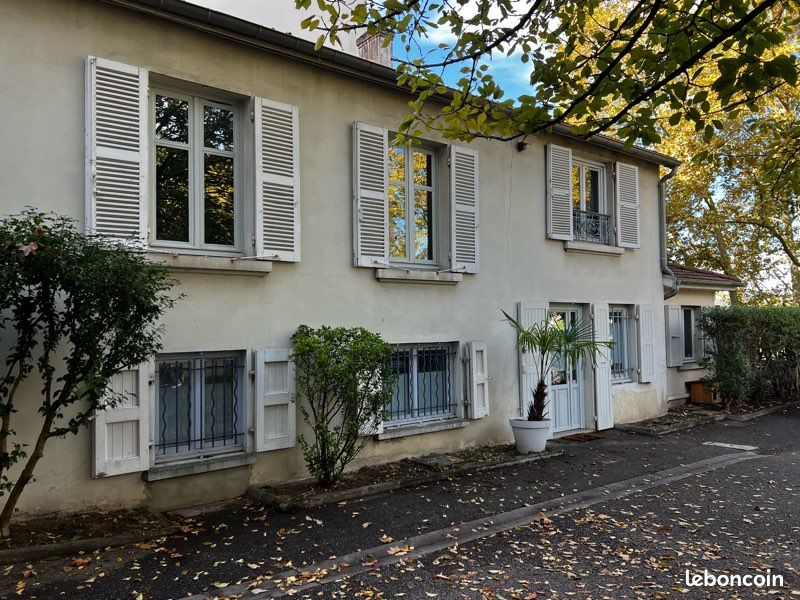Appartement 4 pièces 106 m² · à Caluire-et-Cuire · 106 m² · 455 000 €