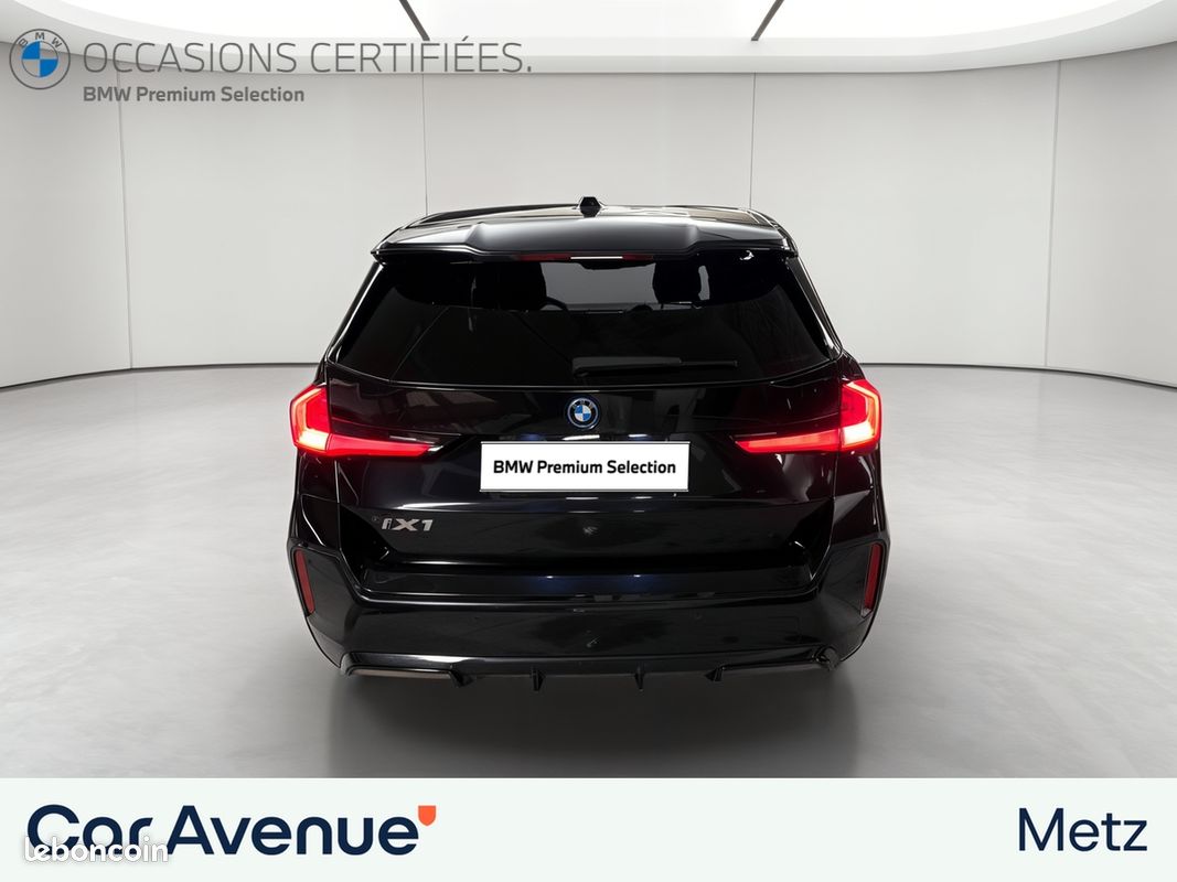 BMW iX1 eDrive20 M Sport (image 4)