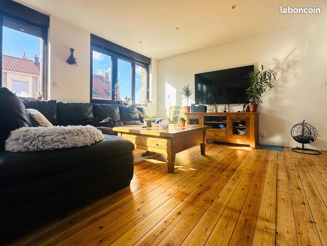 Immeuble 3 pièces 152 m² · à Ardres · 152 m² · 204 750 €
