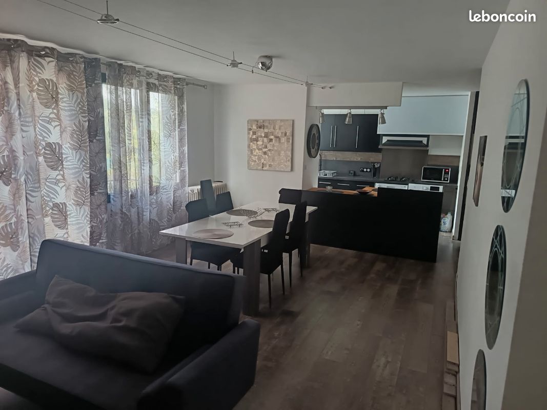 Maison 3 pièces 90 m² · à Graulhet · 90 m² · 800 €/mois
