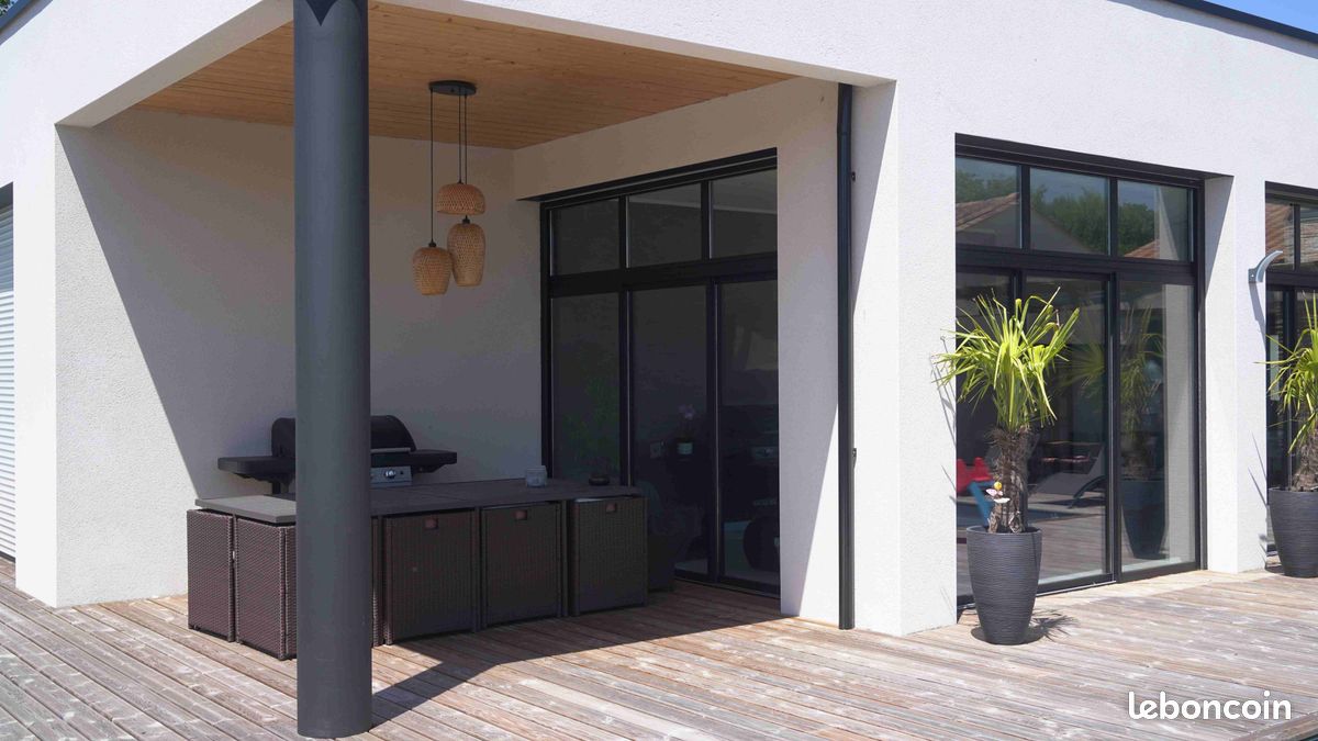 Maison 9 pièces 210 m² · à Saint-Yrieix-sur-Charente · 210 m² · 652 300 €