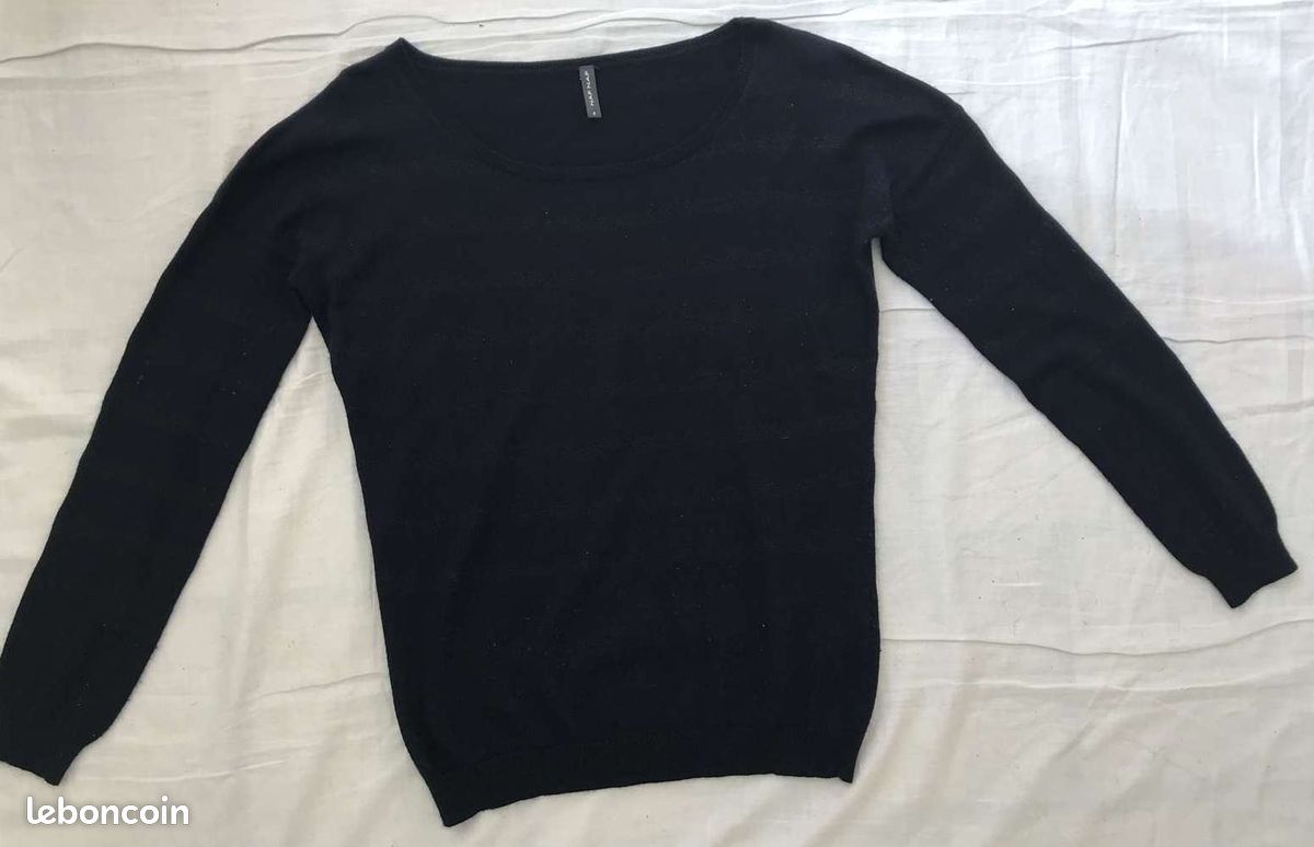 Pull Naf Naf En Angora 50% - Couleur Noir, Taille L, Occasion Très Bon État Pour Femme