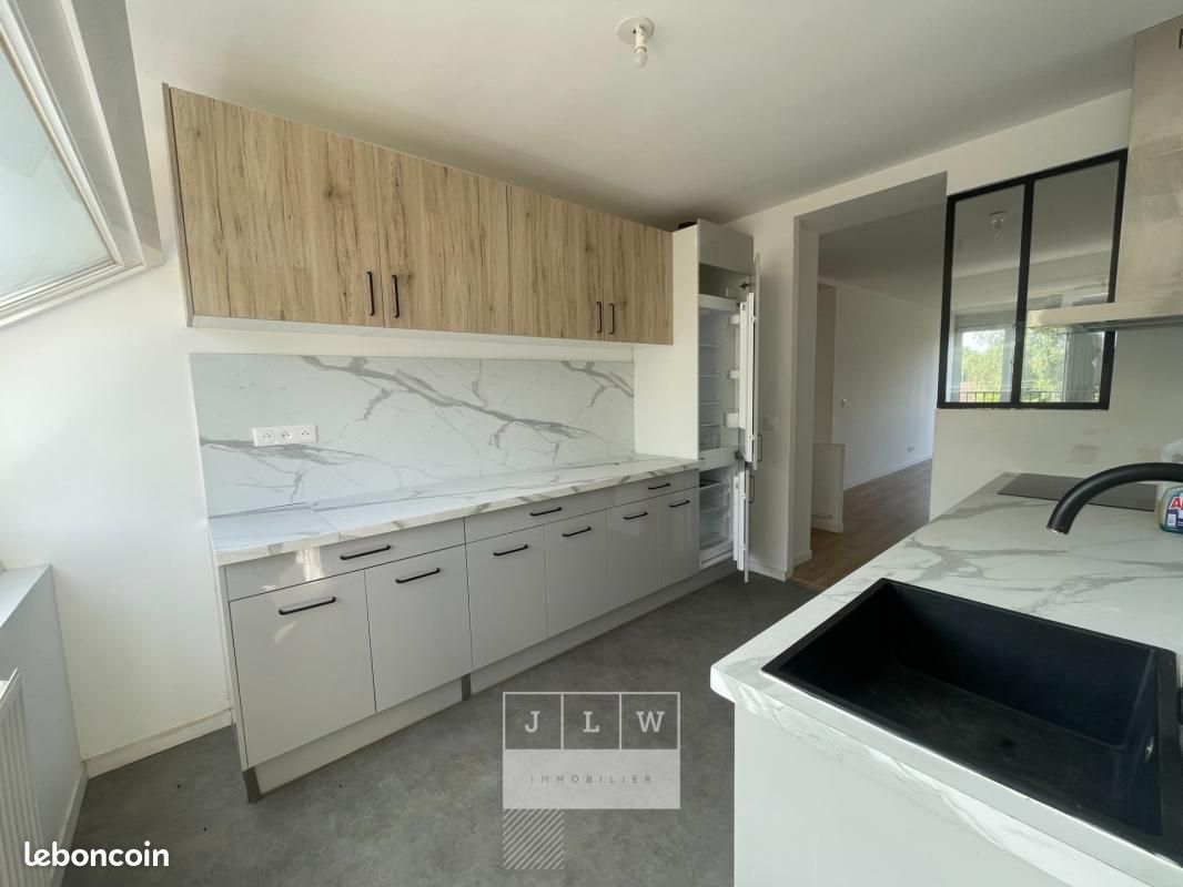 Appartement 4 pièces 84 m² · à Lambersart · 84 m² · 1 211 €/mois