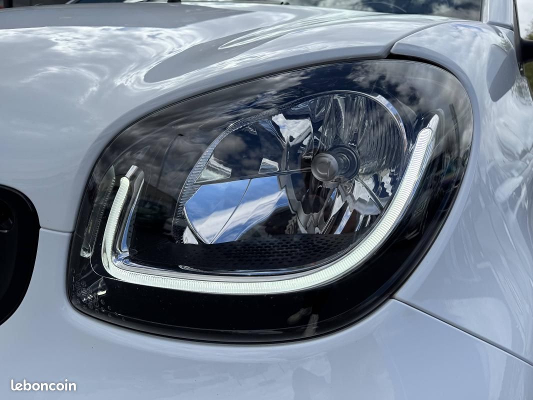 Smart ForTwo Cabriolet 90 PRIME GPS LED CUIR CLIM BVA (image 27)