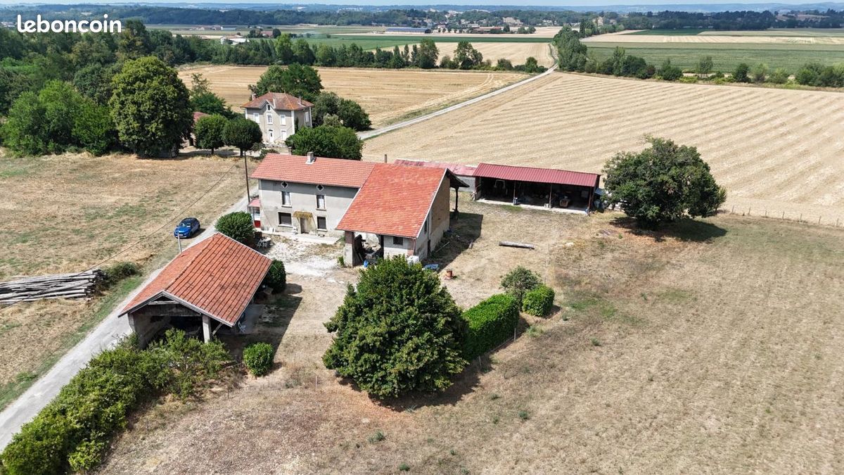 Maison 4 pièces 120 m² · à Marcilloles · 120 m² · 220 000 €