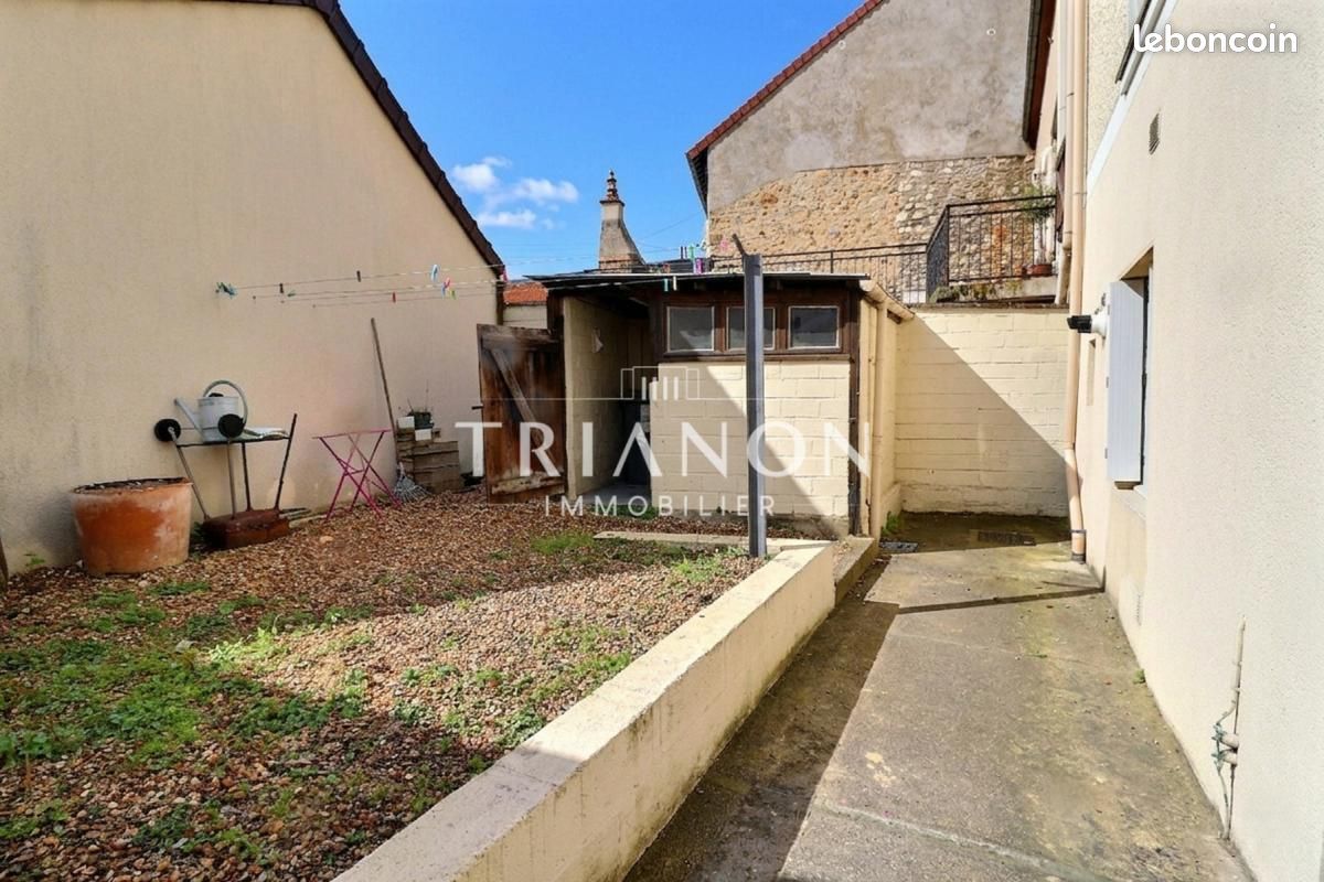 Appartement 1 pièce 24 m² · à Triel-sur-Seine · 24 m² · 119 000 €