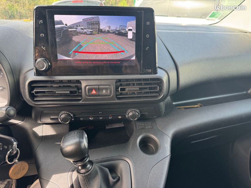 Citroen BERLINGO 110CH S&S PACK PREMIUM CONNECT PX 10400 HT (image 6)