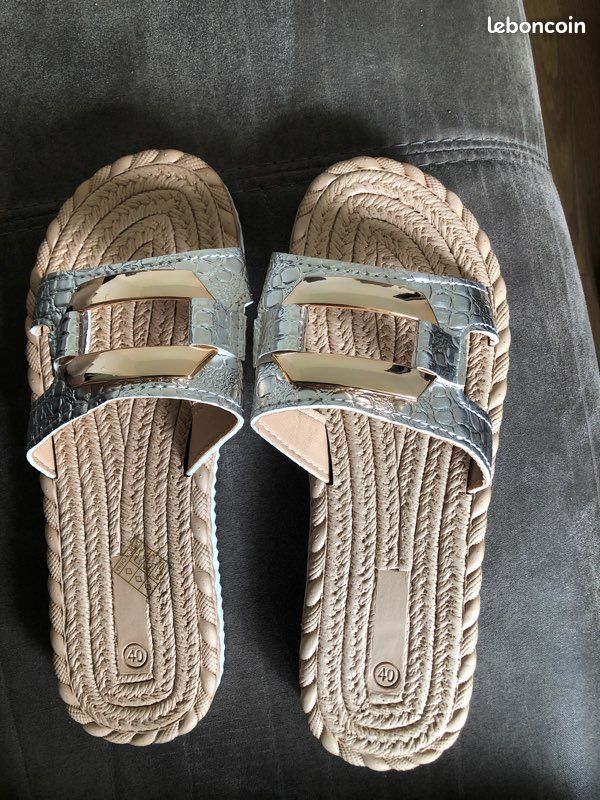 Sandale neuf taille 40 (image 1)