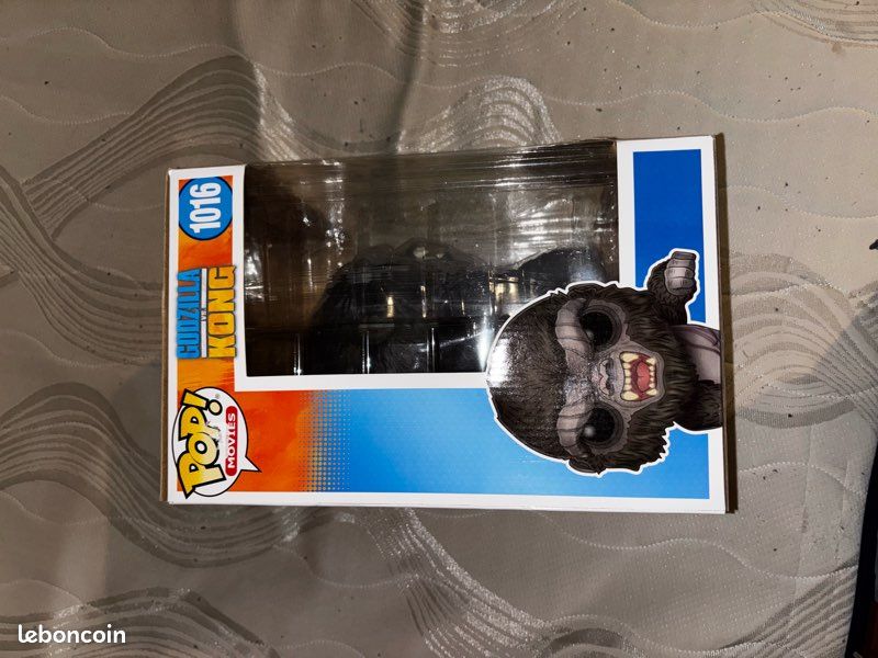 Pop Kong vs Godzilla (image 3)