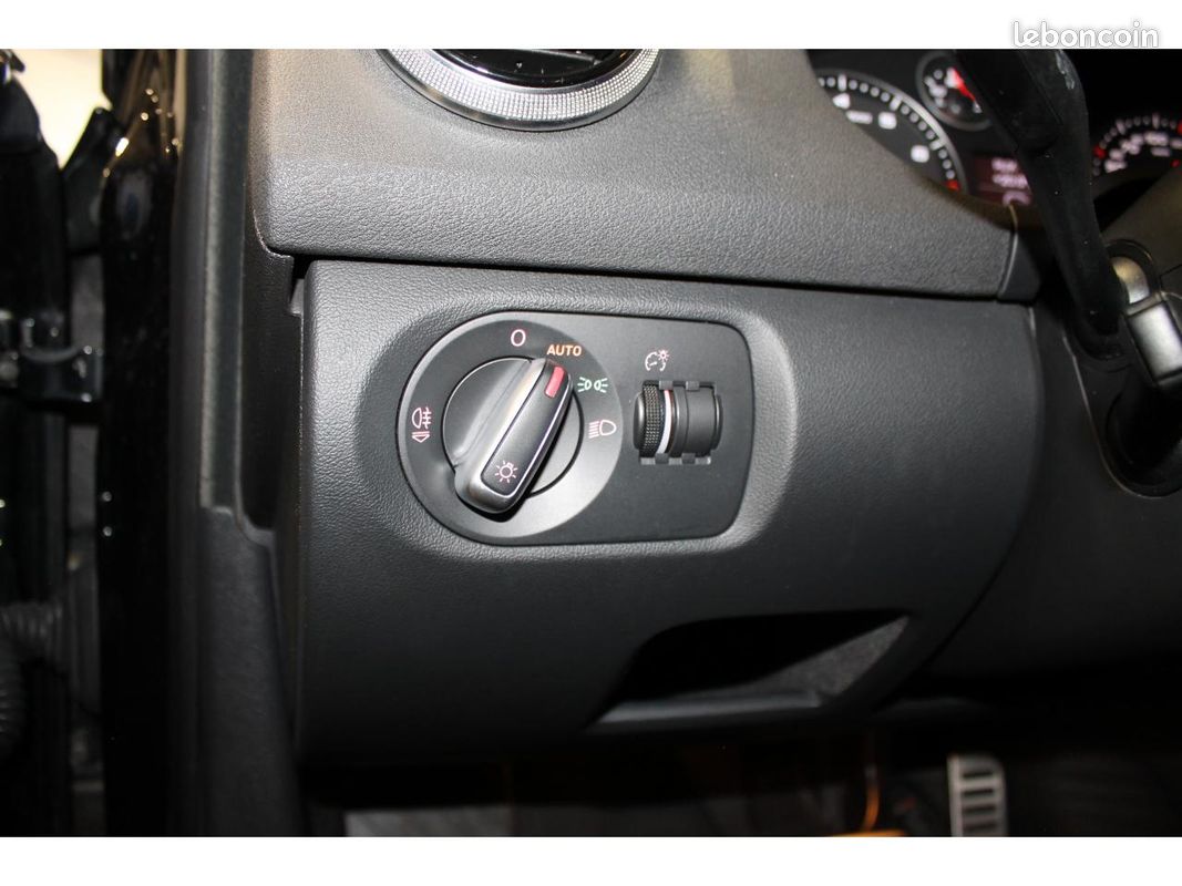 AUDI RS3 SPORTBACK Quattro 2.5 TFSI - 340 / Ligne Sport / Bose / Entretien (image 13)