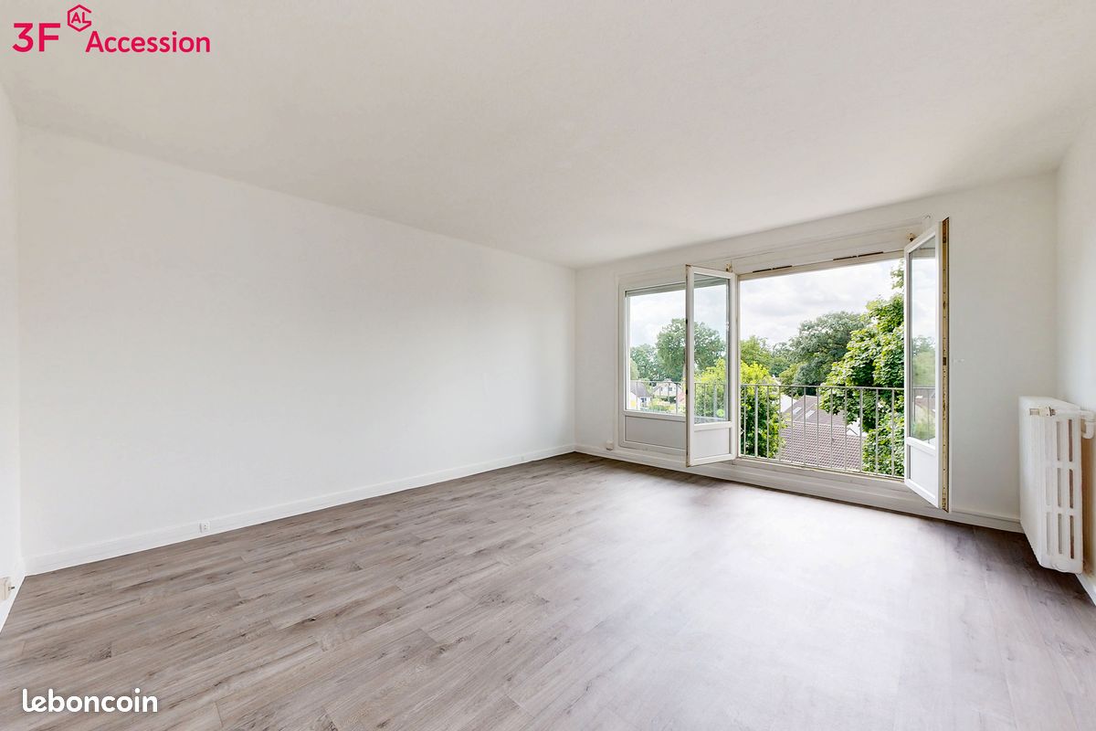Appartement 4 pièces 79 m² · au Plessis-Trévise · 79 m² · 171 900 €